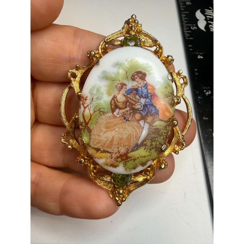 Fragonard Limoges Porcelain Cameo Brooch Courting Couple Gold Tone Green Accent